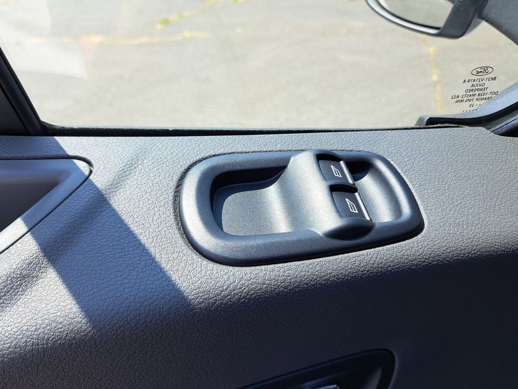2025 Ford Transit photo 12