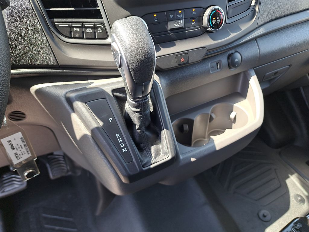 2025 Ford Transit photo 21