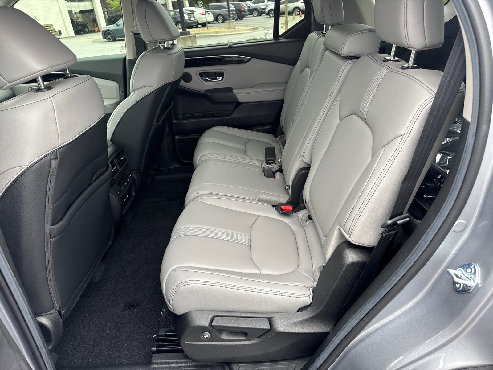 2025 Honda Pilot EX-L photo 10
