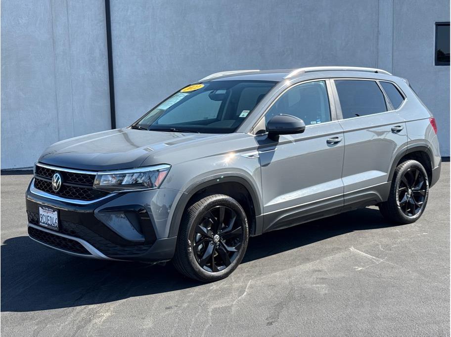 Used 2022 Volkswagen Taos SE Sport Utility 4D