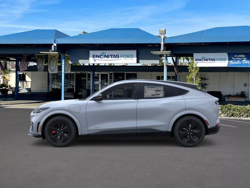2025 Ford Mustang Mach-E GT photo 3