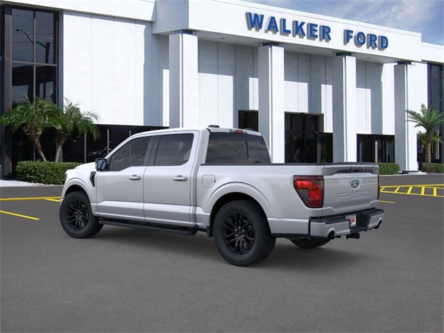 2025 Ford F-150 XLT photo 4