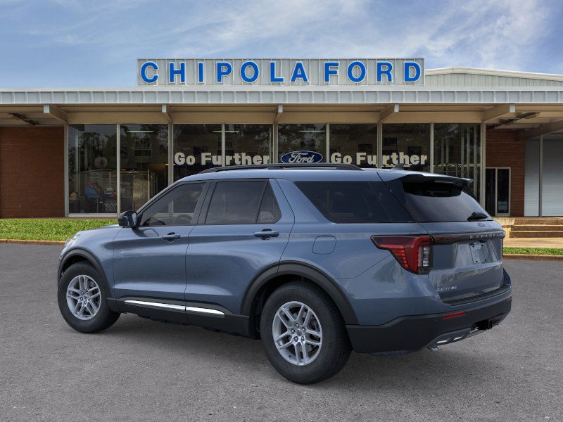 2025 Ford Explorer photo 3