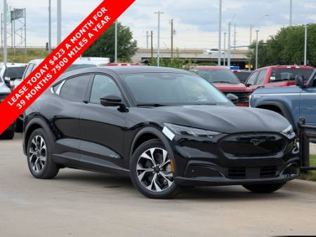 2025 Ford Mustang Mach-E Select