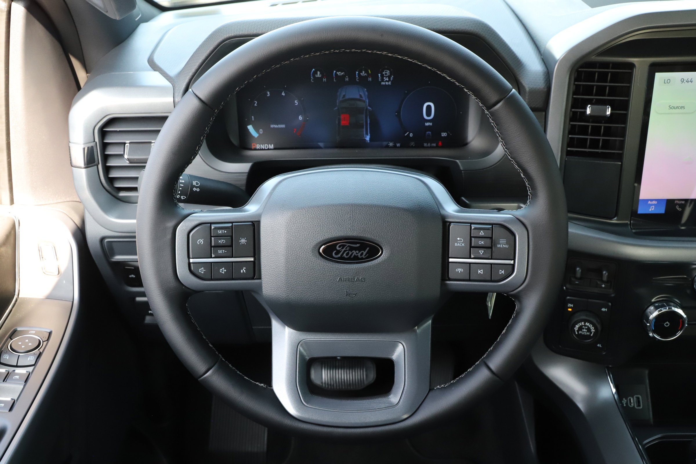 2025 Ford F-150 XLT photo 21