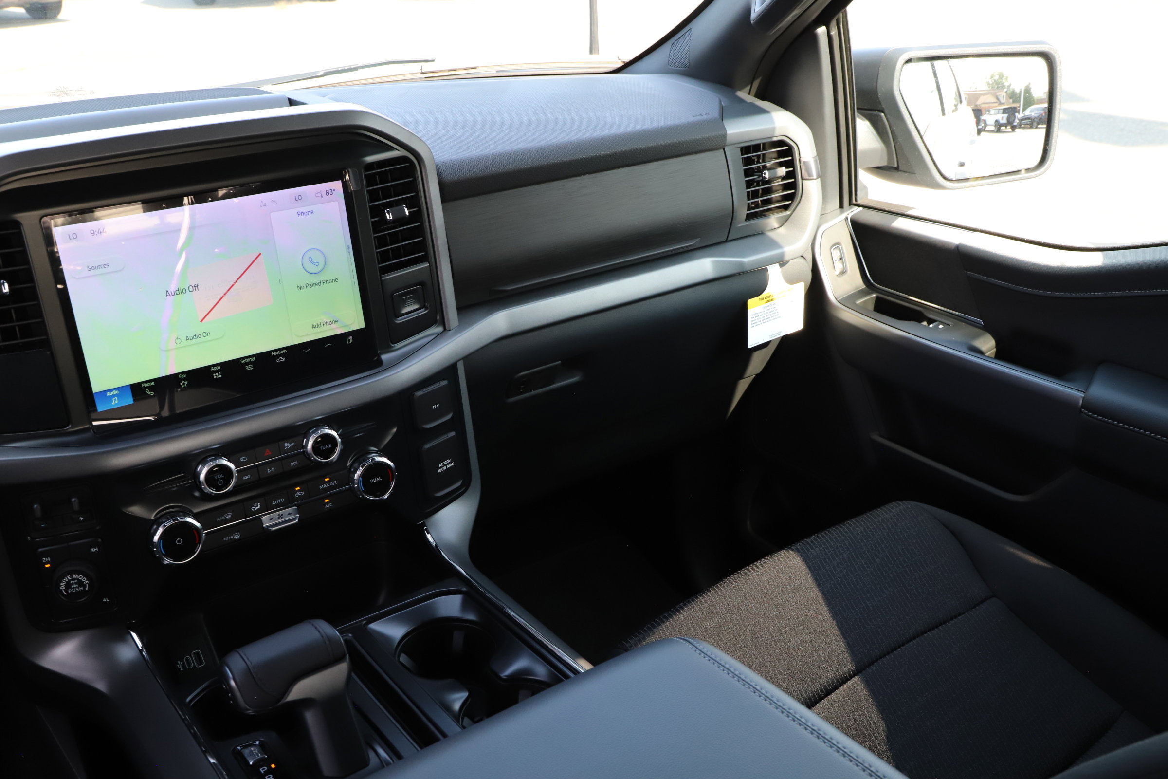 2025 Ford F-150 XLT photo 25