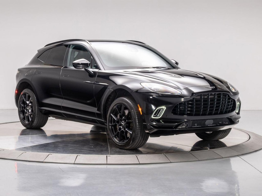 2021 Aston Martin DBX Base