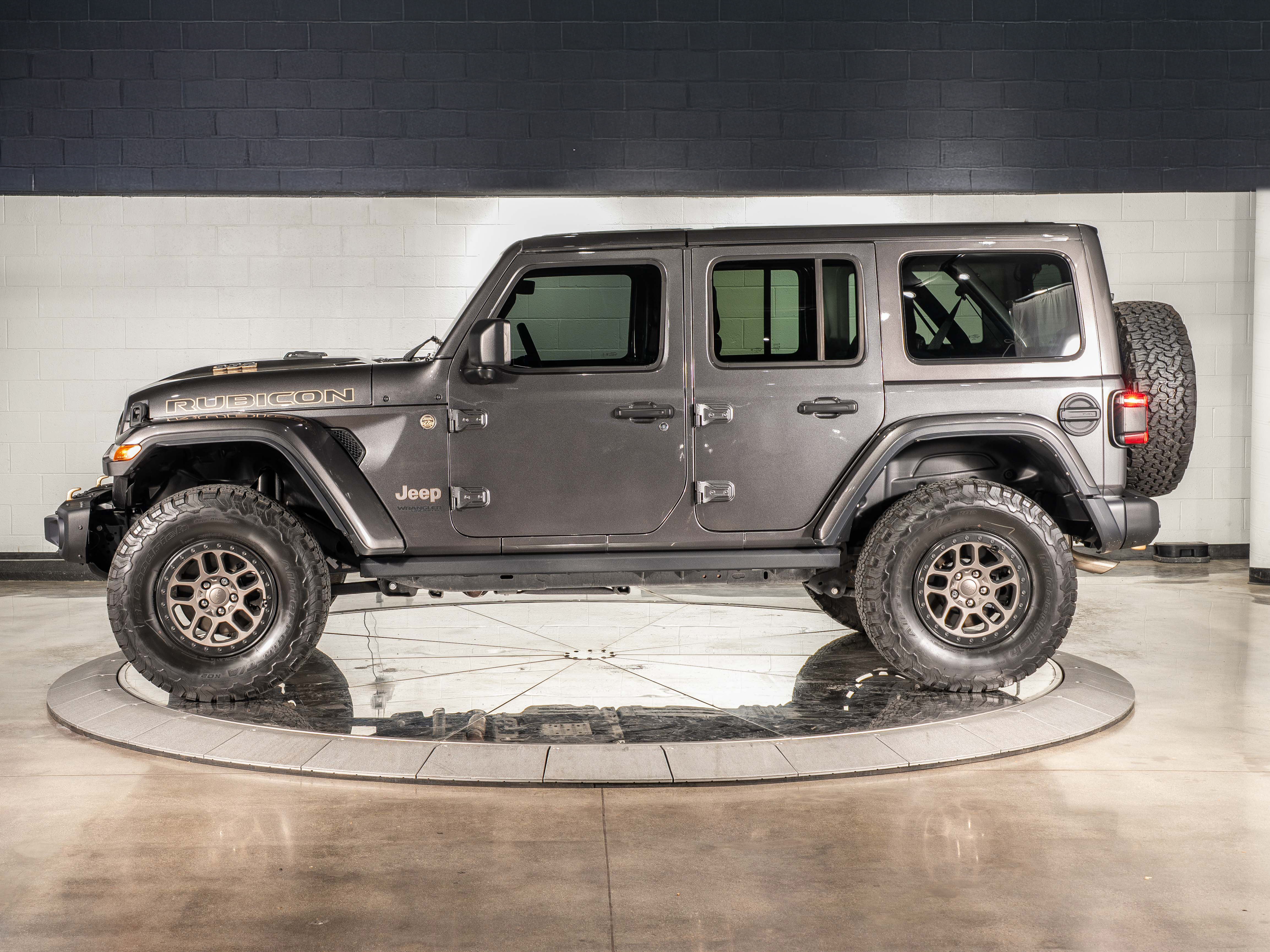 2022 Jeep Wrangler Unlimited Rubicon 392 photo 5