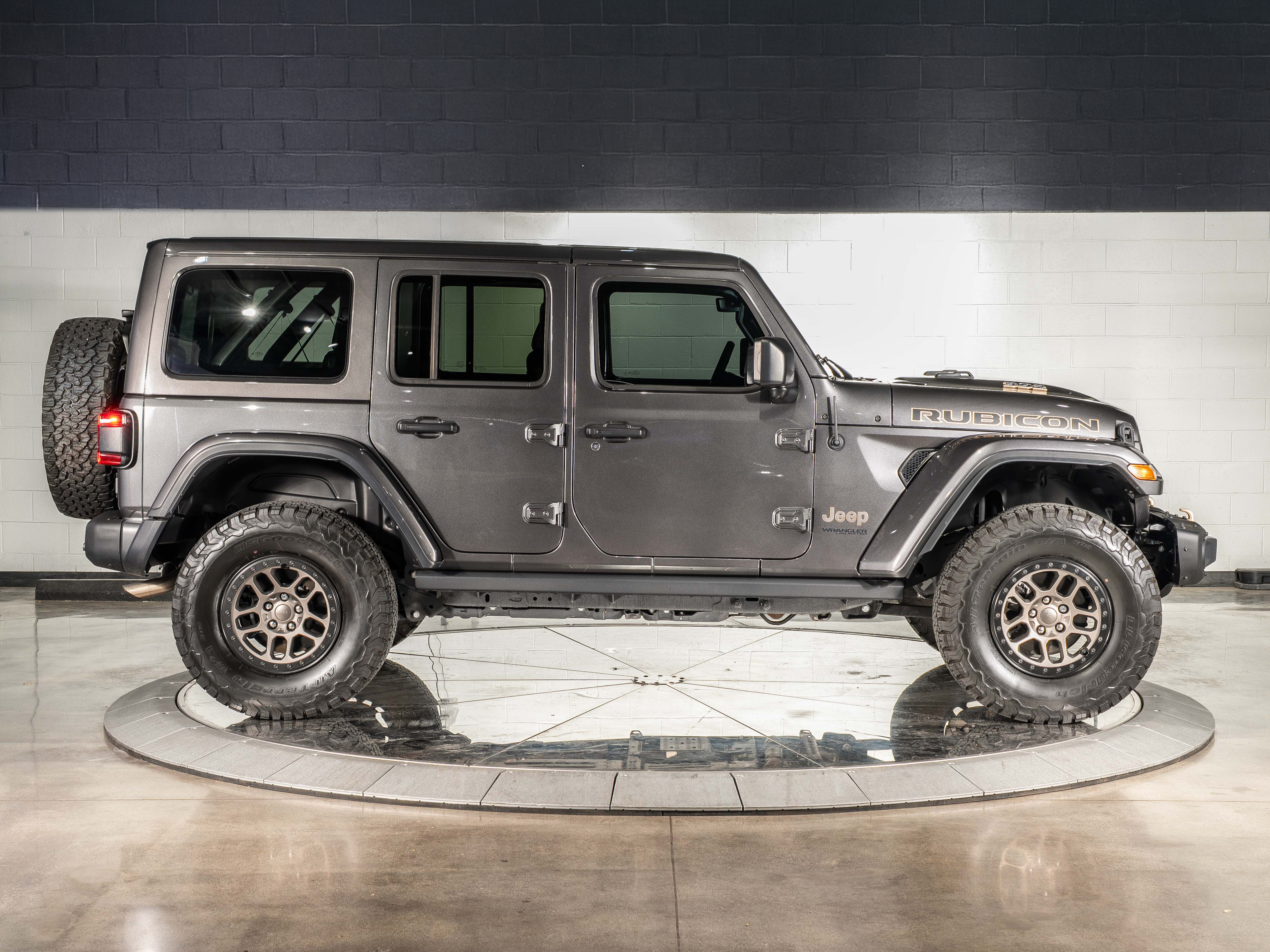2022 Jeep Wrangler Unlimited Rubicon 392 photo 8