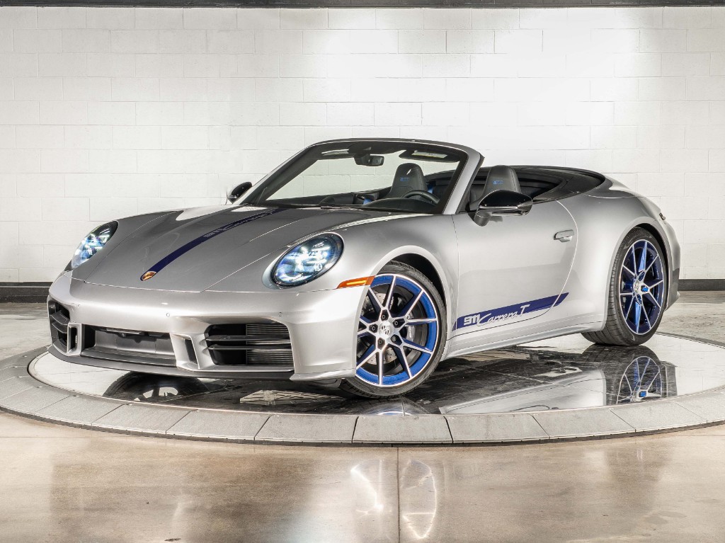 2025 Porsche 911 Carrera Cabriolet