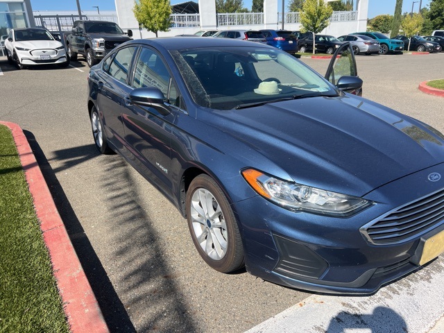 2019 Ford Fusion Hybrid SE