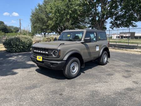 2025 Ford Bronco Base