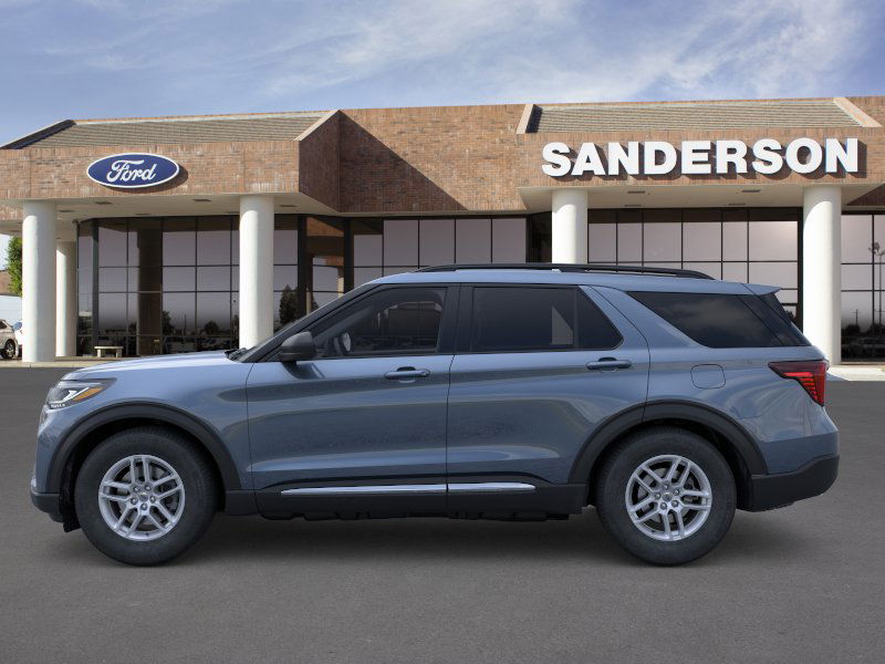 2025 Ford Explorer photo 4