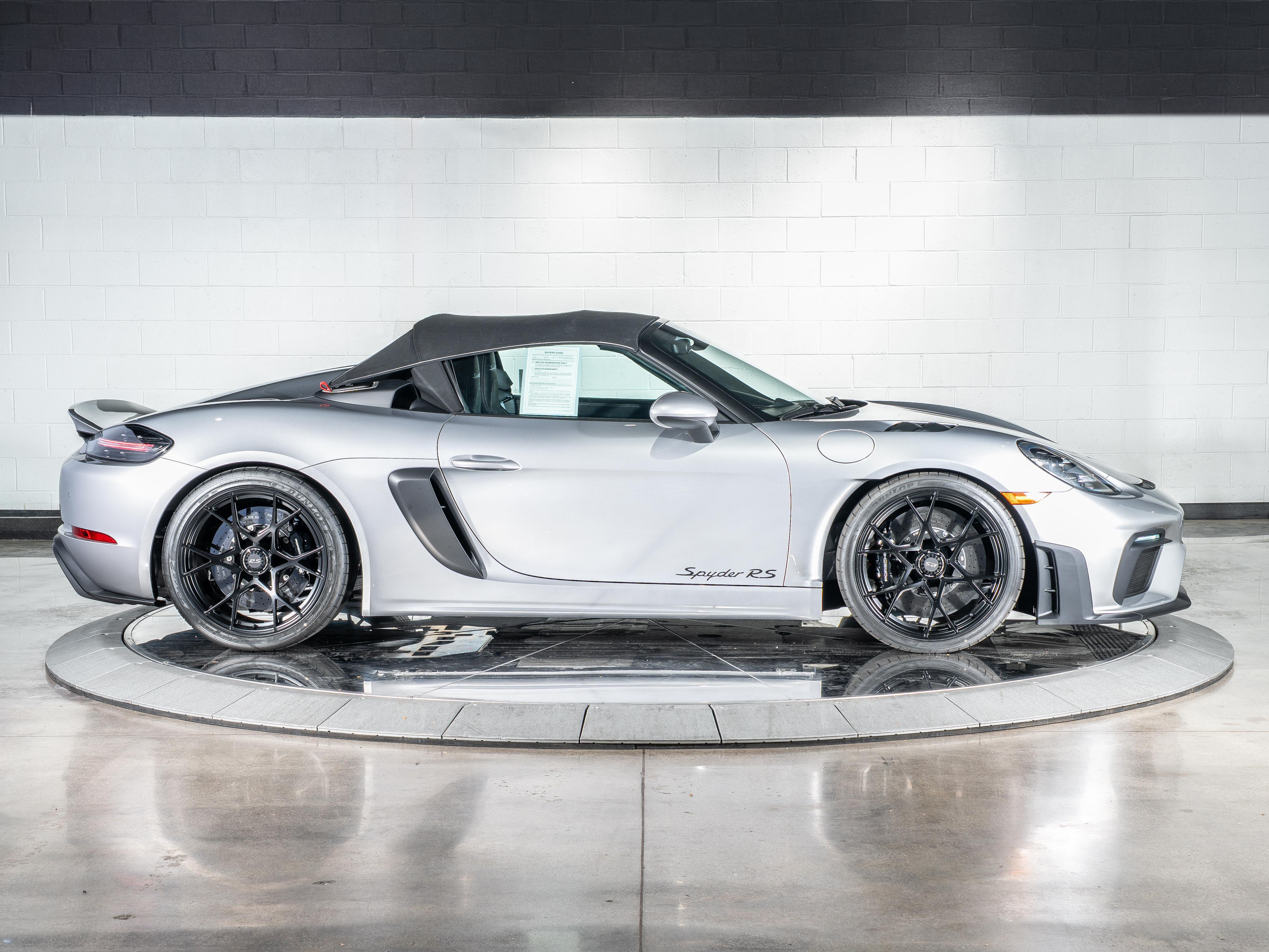 2025 Porsche Boxster Spyder photo 5