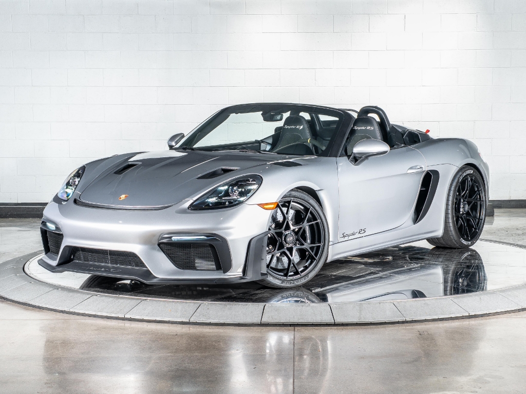 2025 Porsche 718 Spyder RS
