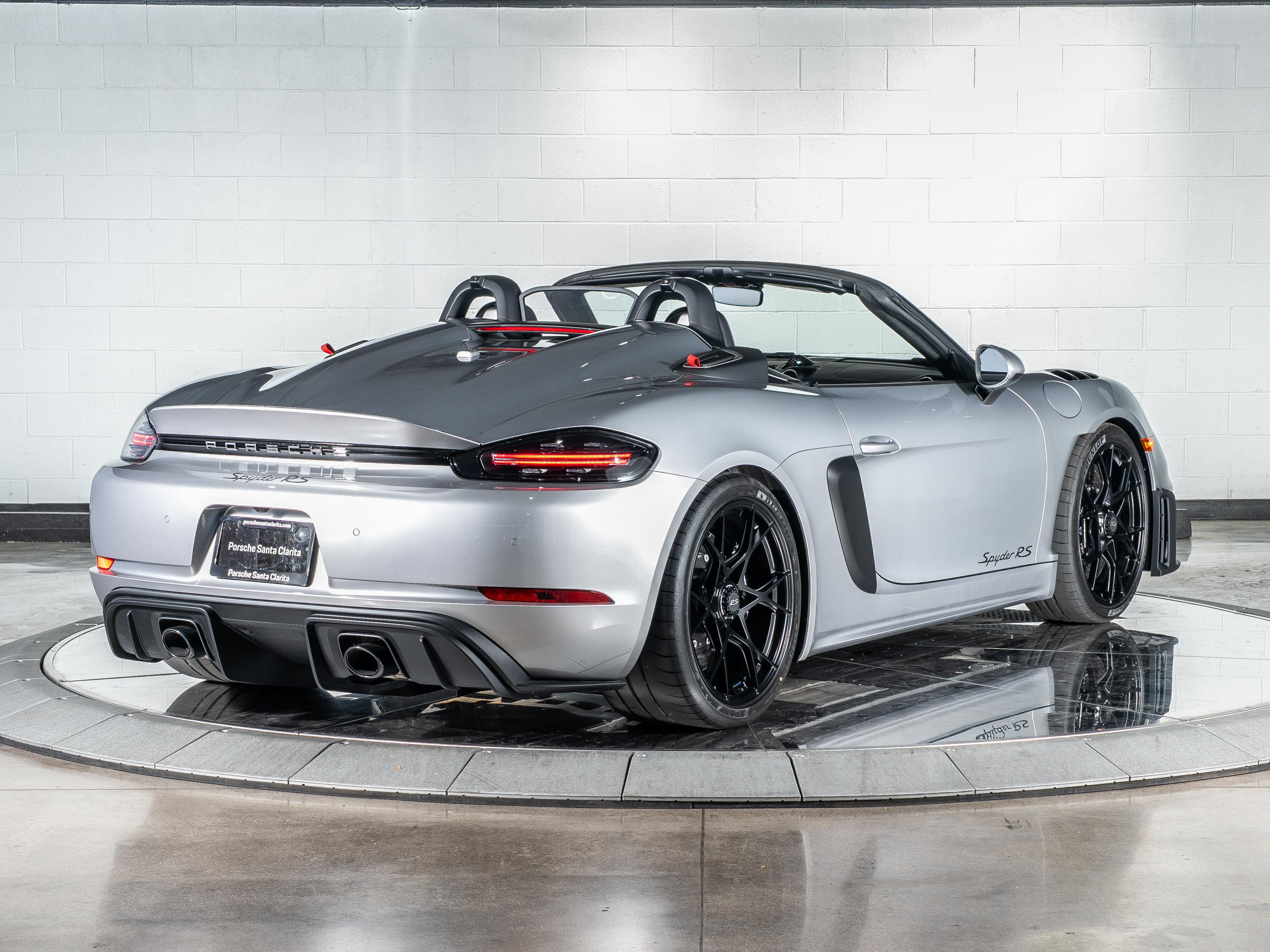 2025 Porsche Boxster Spyder photo 13