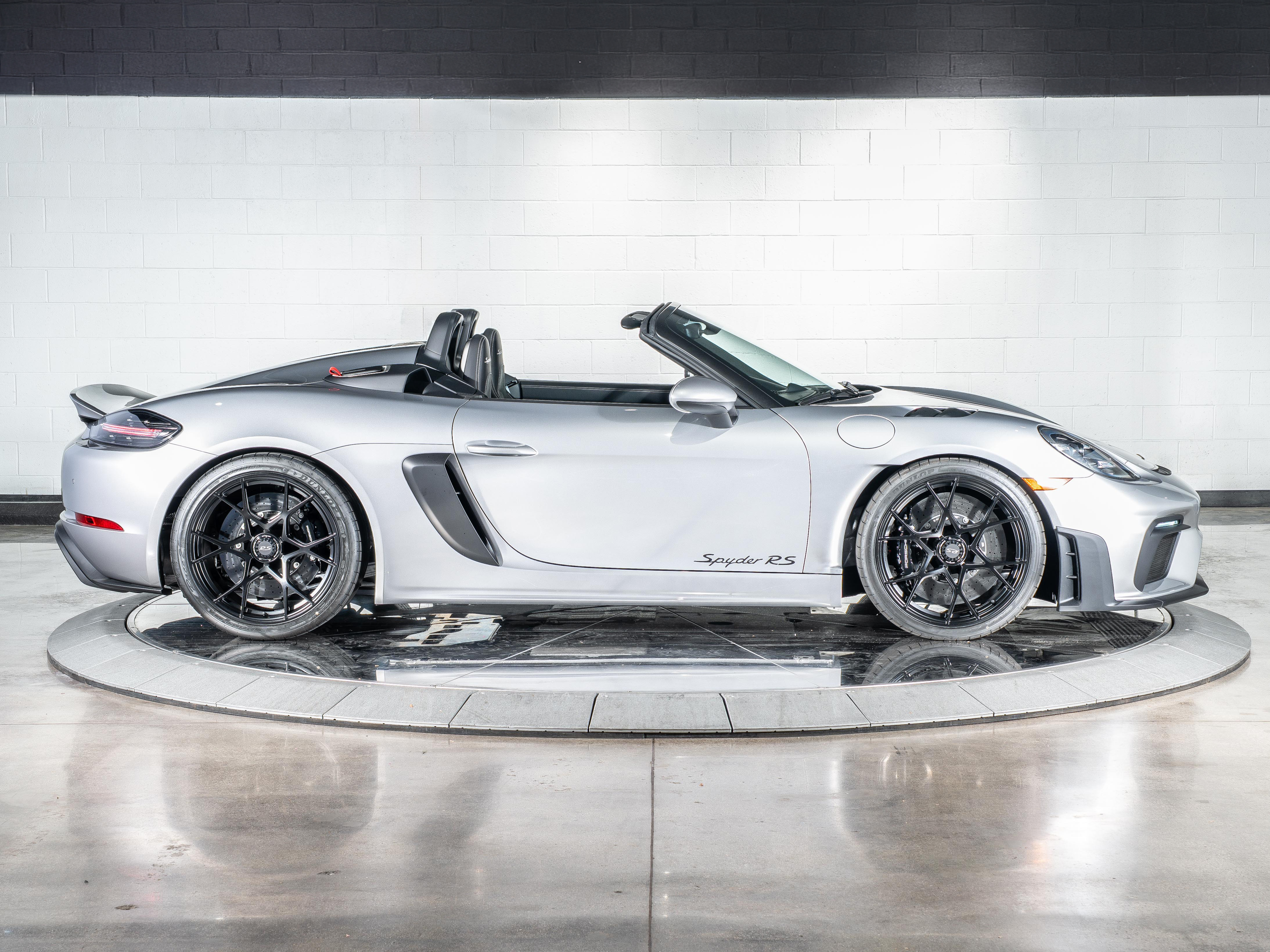 2025 Porsche Boxster Spyder photo 14