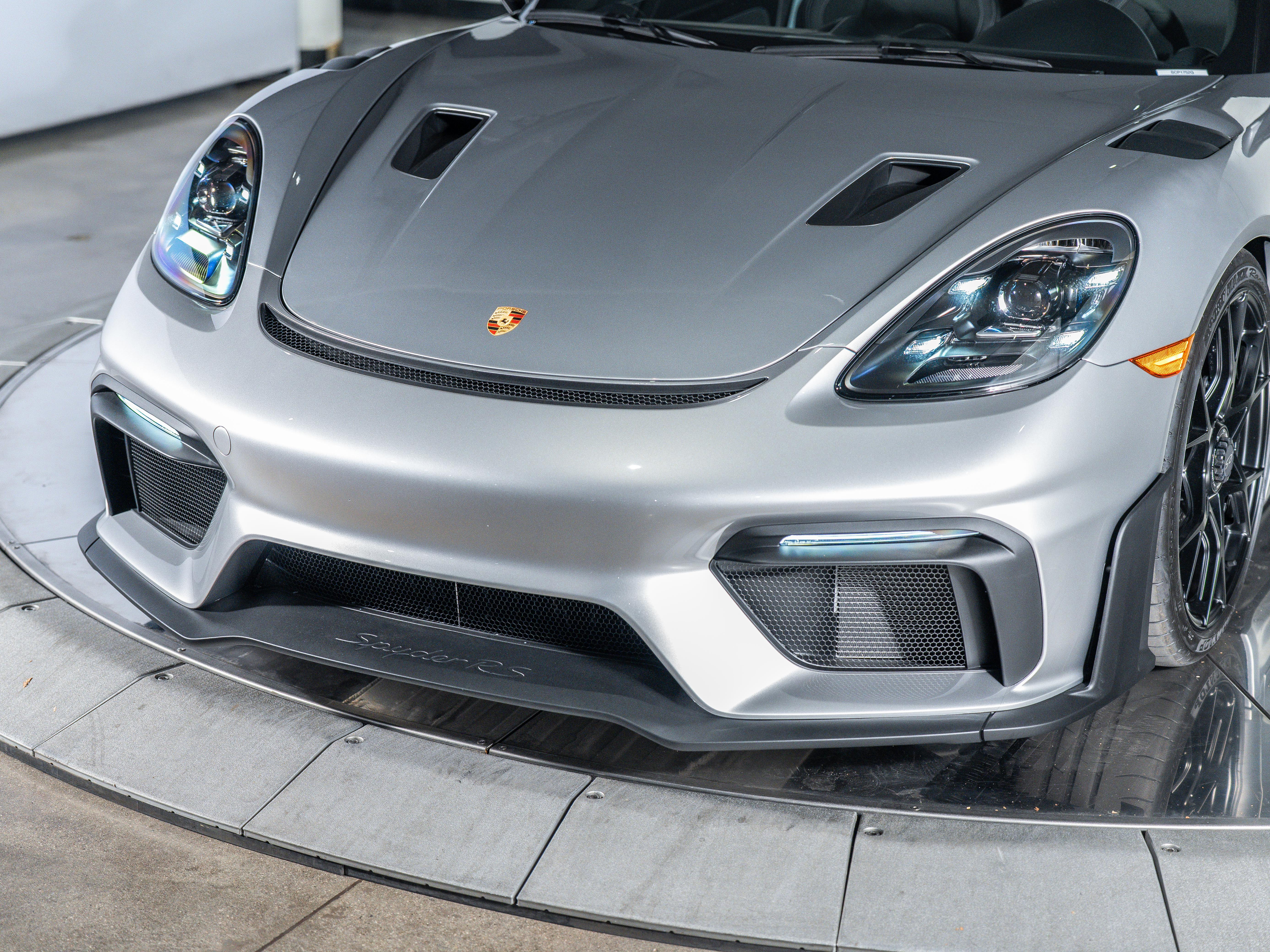 2025 Porsche Boxster Spyder photo 17