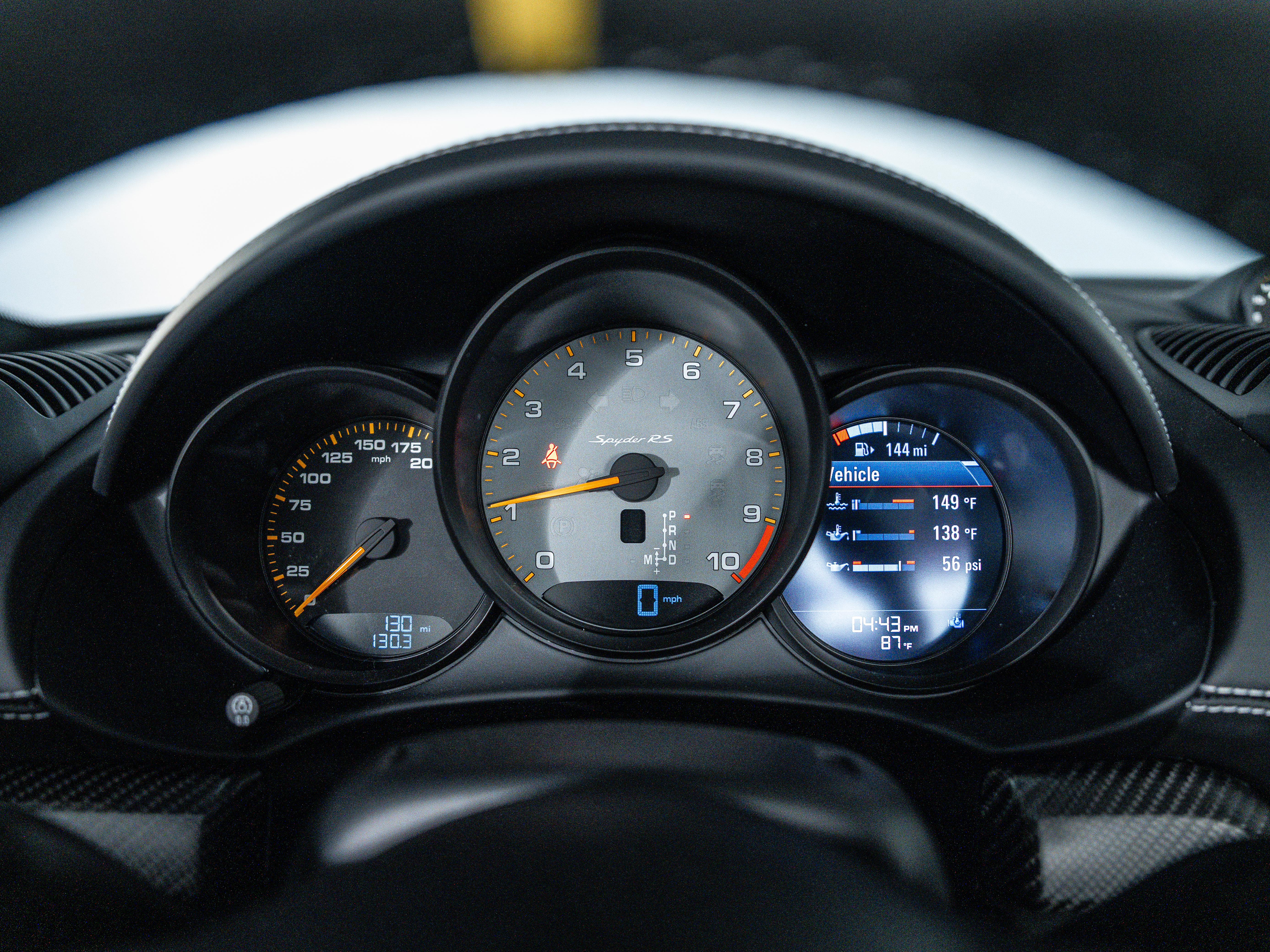 2025 Porsche Boxster Spyder photo 25