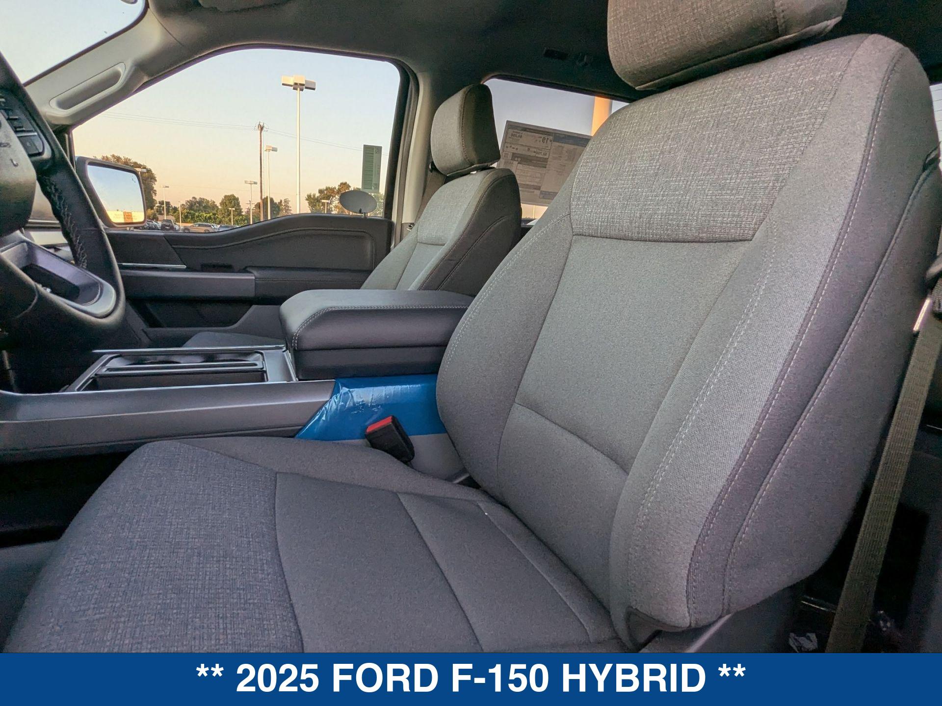 2025 Ford F-150 XLT photo 15