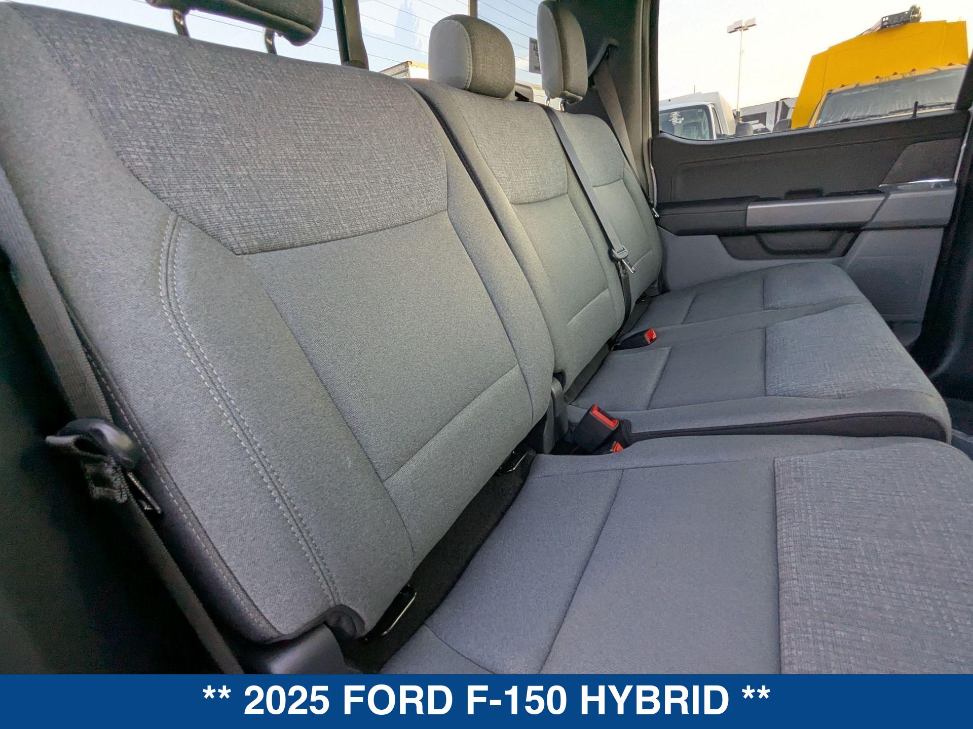 2025 Ford F-150 XLT photo 20