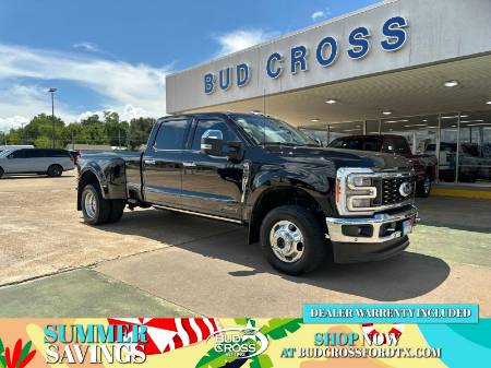 2023 Ford Super Duty F-350 DRW LARIAT