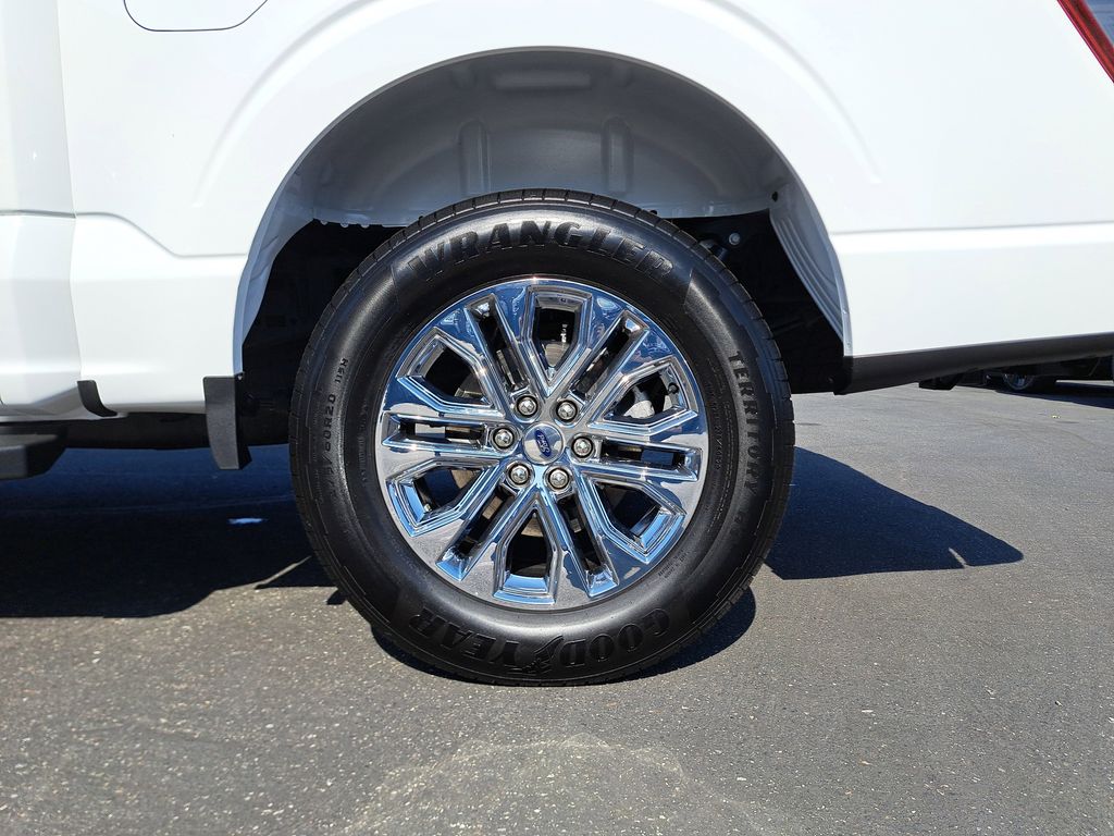 2024 Ford F-150 XLT photo 8
