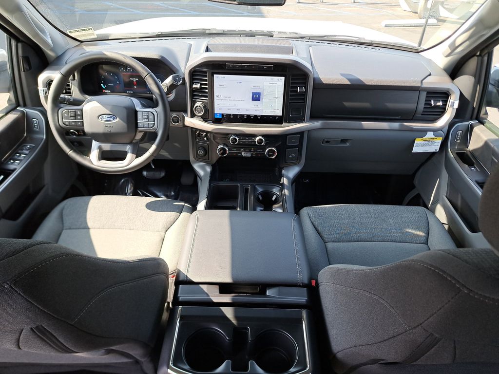 2024 Ford F-150 XLT photo 10