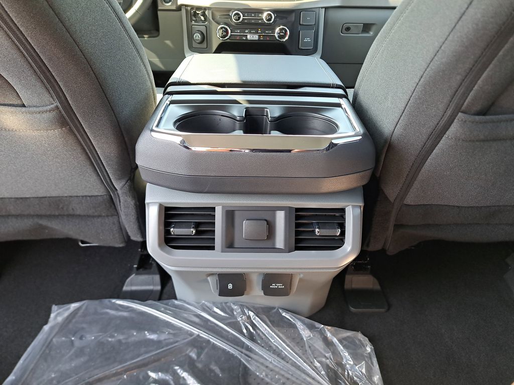 2024 Ford F-150 XLT photo 12