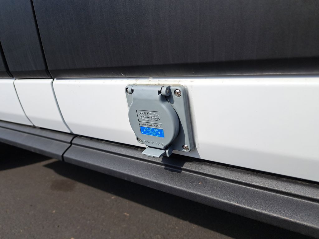 2025 Ford Transit photo 9