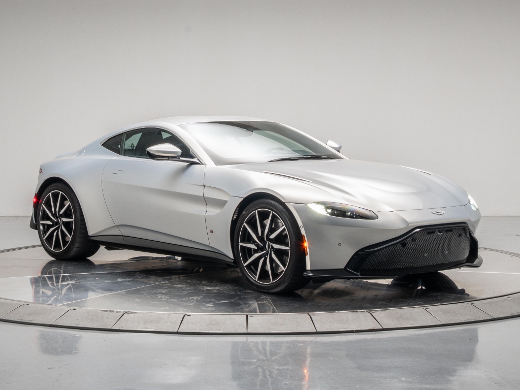2020 Aston Martin Vantage Base