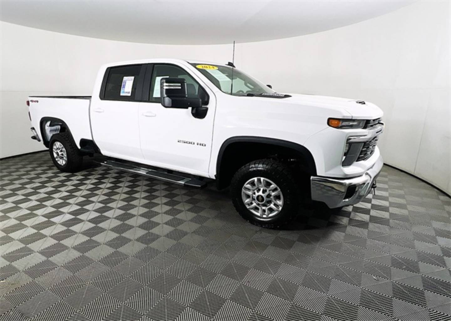 2024 Chevrolet Silverado 2500HD LT's photo