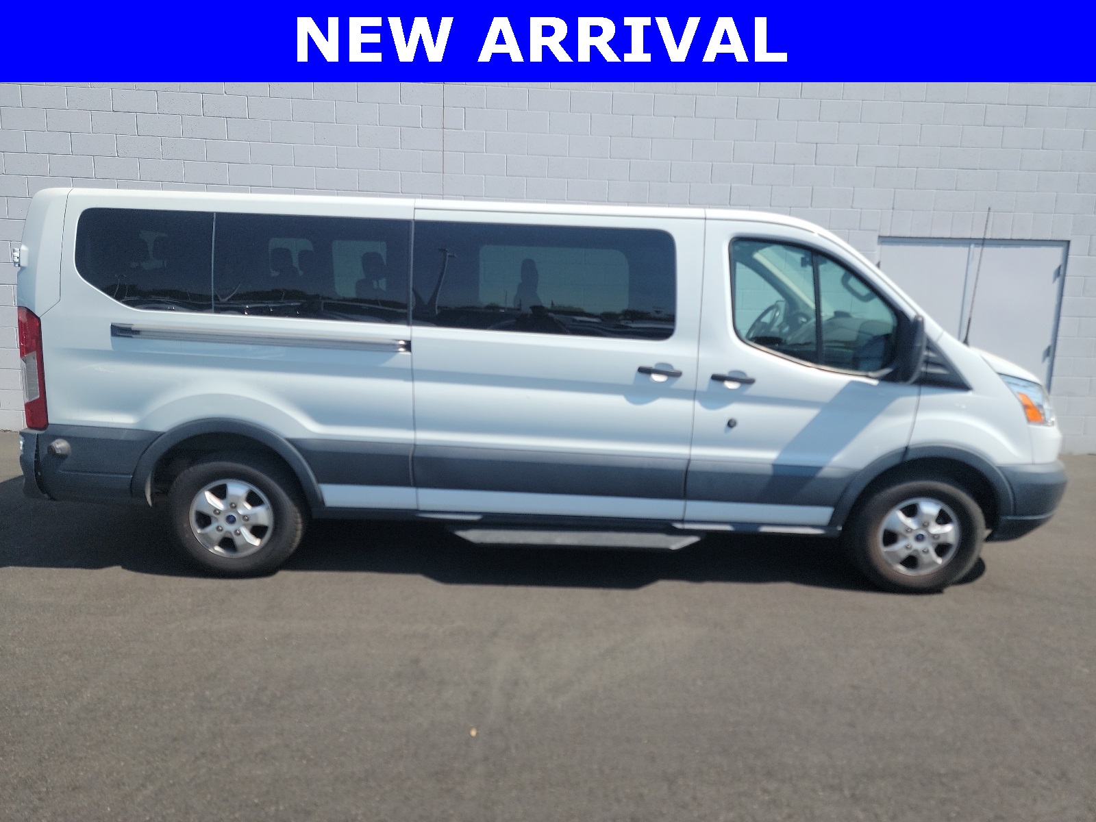 2017 Ford Transit-350 15 PASSENGER