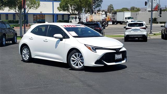 2025 Toyota Corolla Hatchback SE