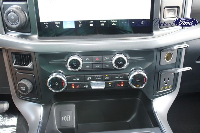 2025 Ford F-150 XLT photo 12