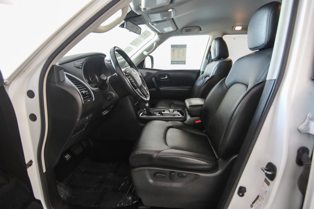 2022 Nissan Armada SV photo 8