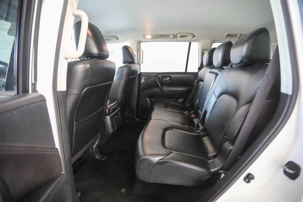 2022 Nissan Armada SV photo 15