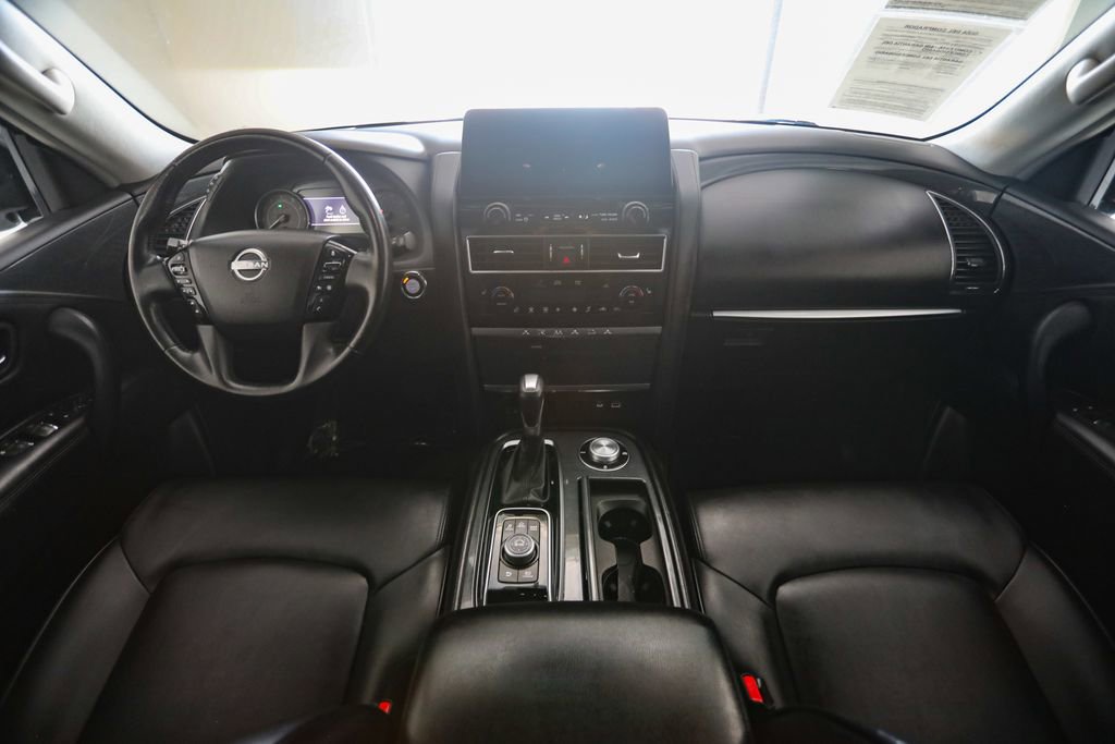 2022 Nissan Armada SV photo 16