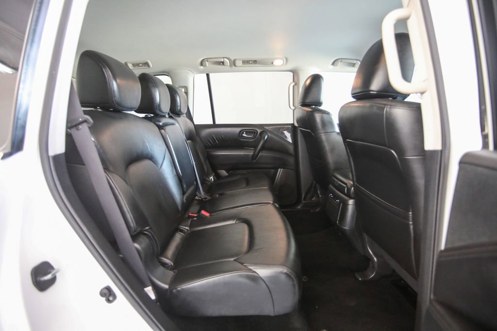 2022 Nissan Armada SV photo 17