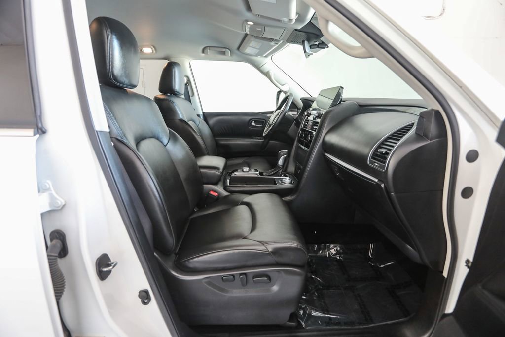 2022 Nissan Armada SV photo 18