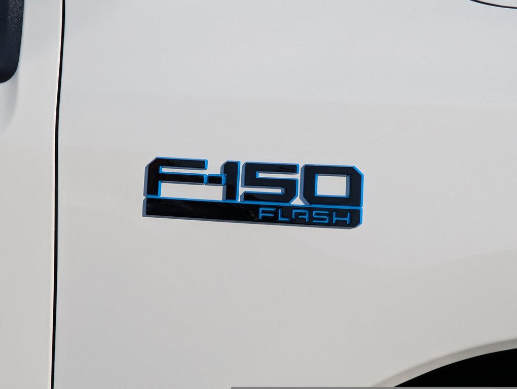2025 Ford F-150 Lightning photo 7