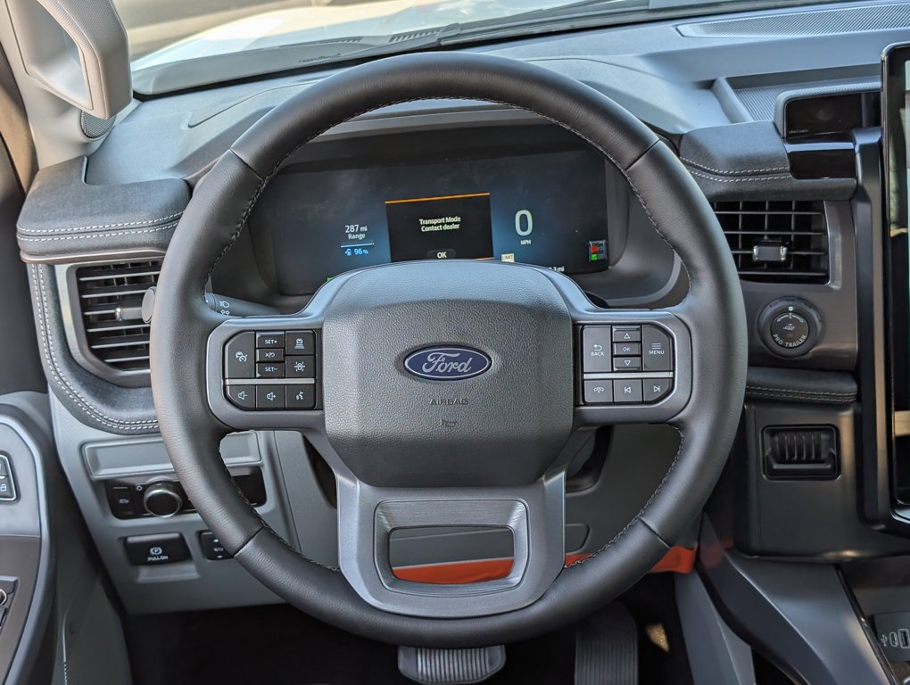 2025 Ford F-150 Lightning photo 10