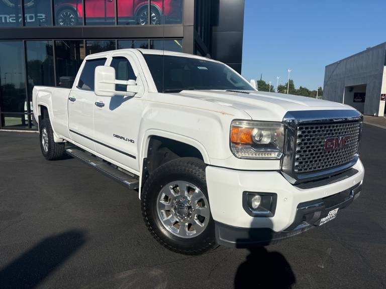 2015 GMC Sierra 3500HD Denali