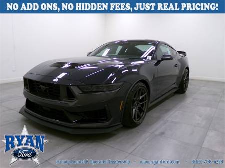 2025 Ford Mustang Dark Horse
