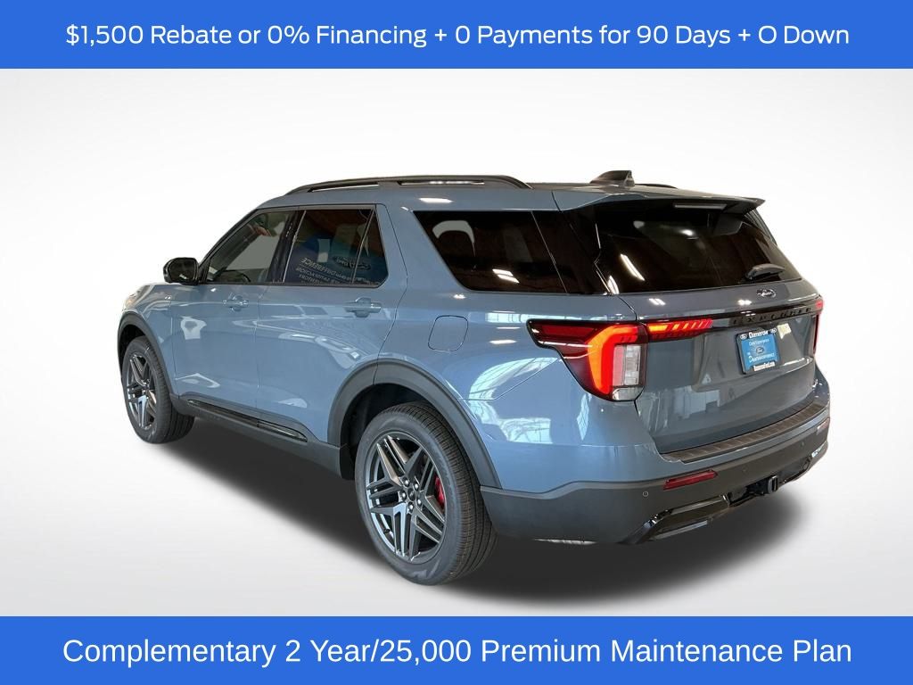 2025 Ford Explorer ST-Line photo 14
