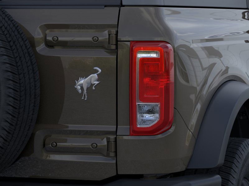 2025 Ford Bronco Base photo 3