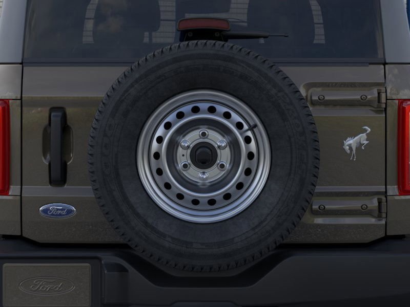 2025 Ford Bronco Base photo 4