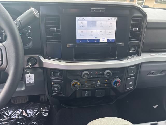 2025 Ford F-350 XLT photo 16