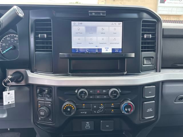 2025 Ford F-350 XLT photo 17