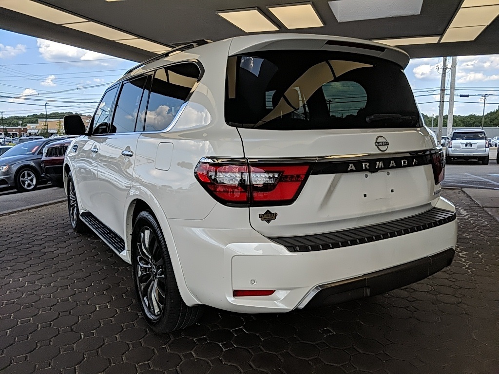 2022 Nissan Armada Platinum photo 4